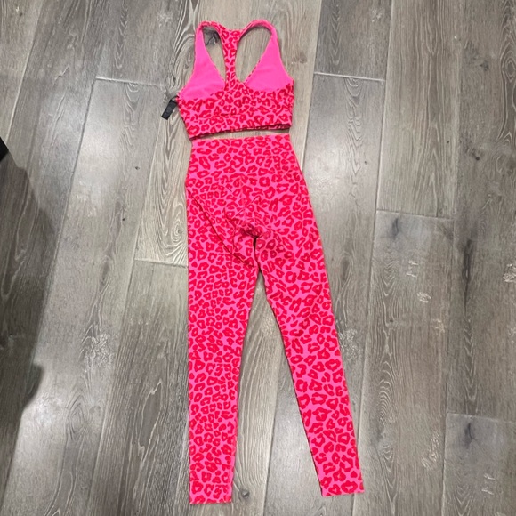 Beach Riot Active Set - Picture 7 of 7